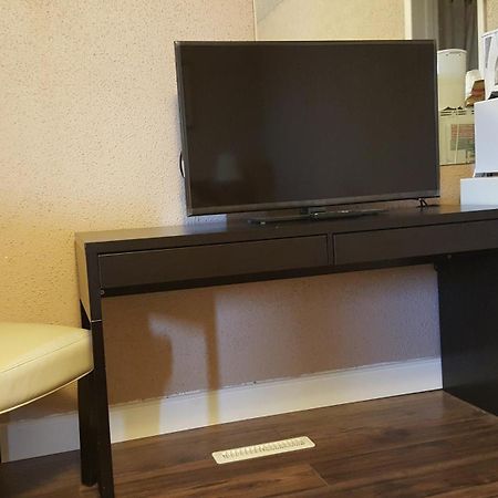 Centennial Motel Kindersley Εξωτερικό φωτογραφία